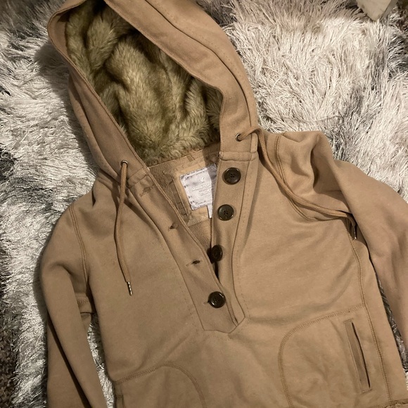 American Eagle 🦅 Outfitters hoodie !! - Picture 11 of 13